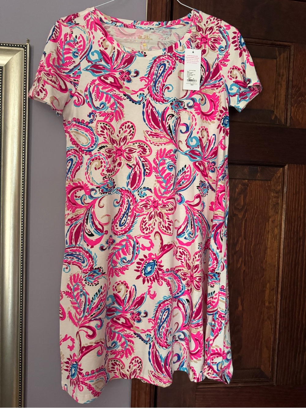 NWT Lilly Pulitzer M Medium Cody dress Coconut  
Flitting Around Short sleeve